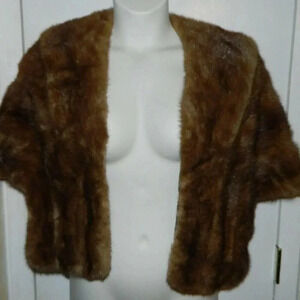 VTG MAX ZELLER Signed Mid Century Light Brown Cape